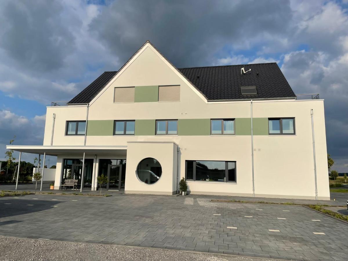 Gaestehaus Vondey Salzkotten ภายนอก รูปภาพ